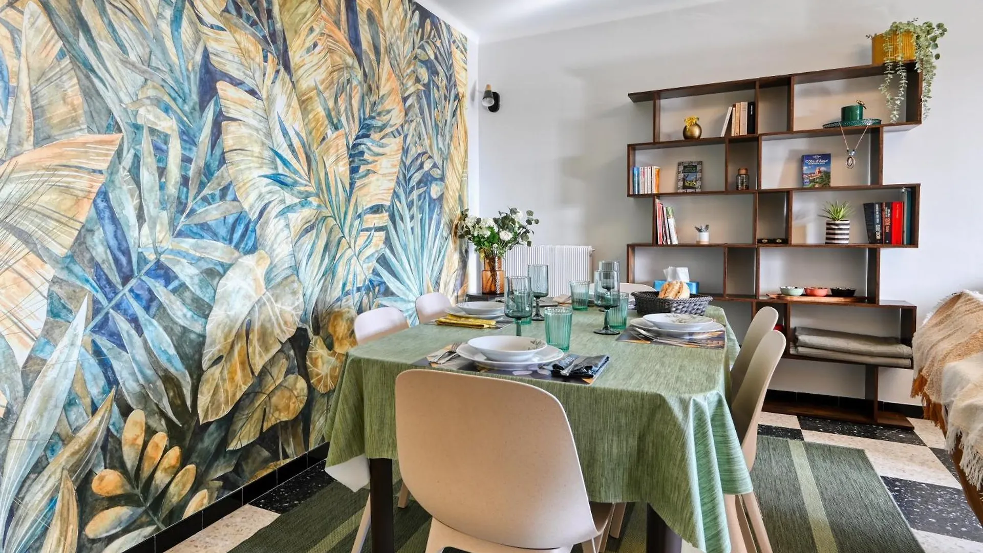 Le Floreal - Vue Mer, Proche Plage, Parking Prive Bandol
